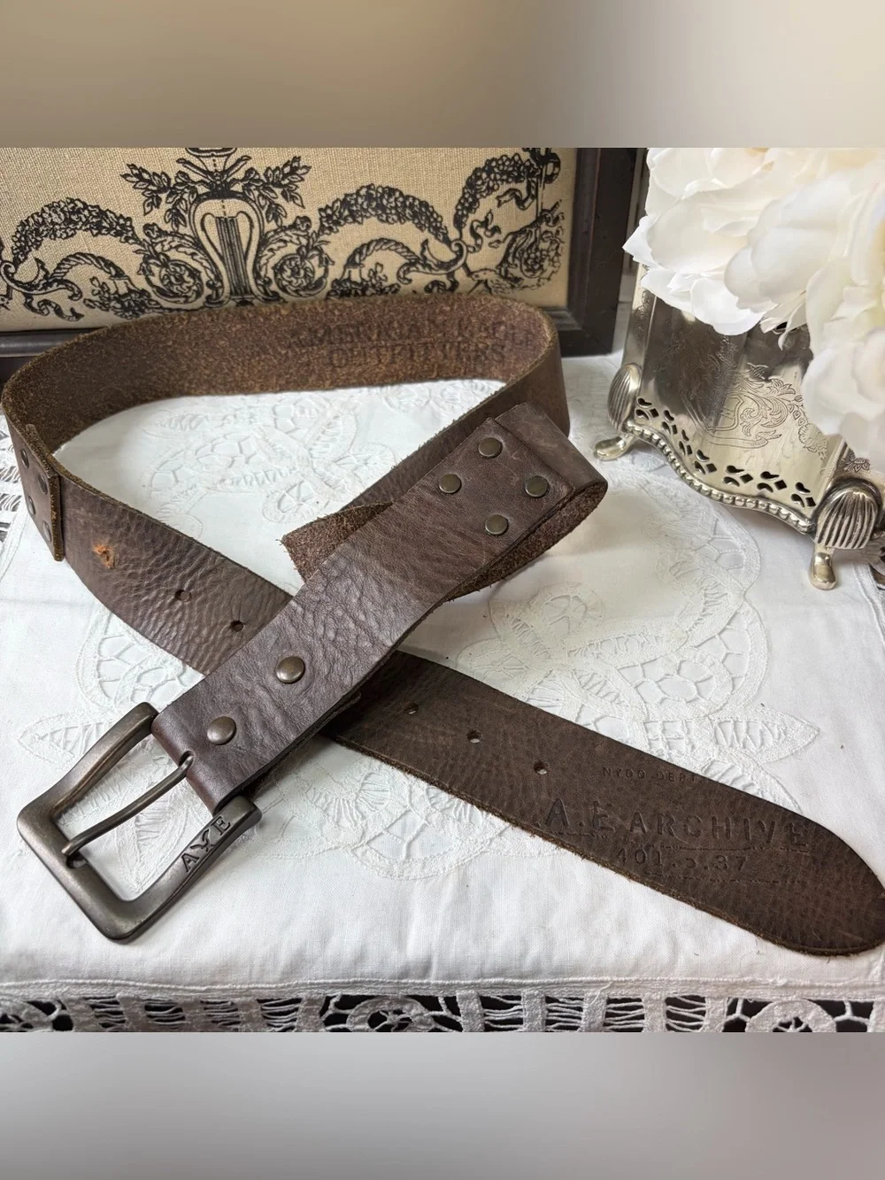 American Eagle Archive brown leather belt men’s XL 1990s